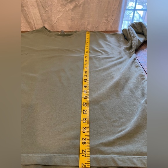 Penningtons green crewneck with English lace-style cuffs, size 2x - Picture 6 of 10